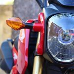 Moto 125 bridable ou non : quel impact sur votre assurance